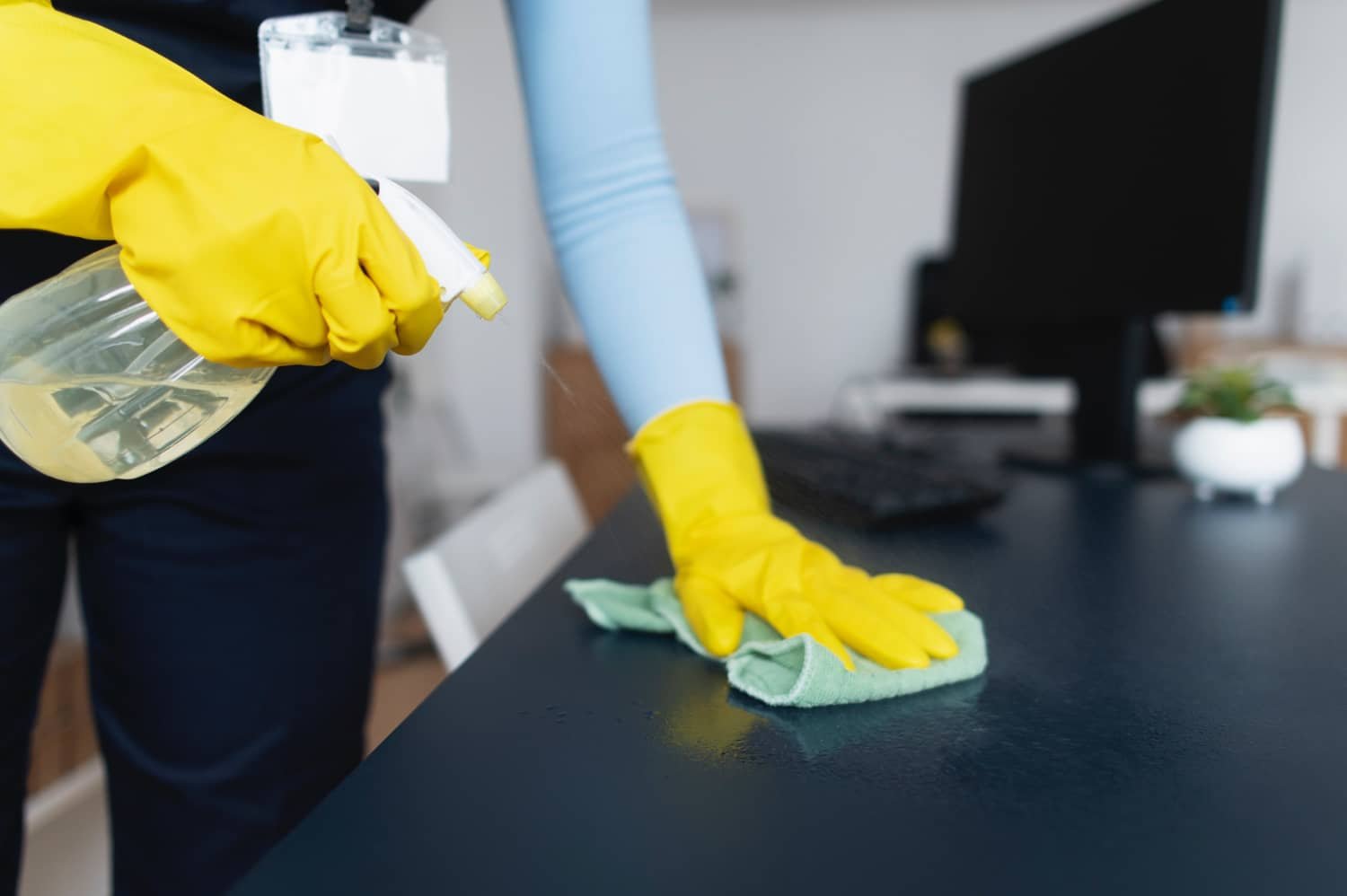 Office Cleans in Windsor, Ontario