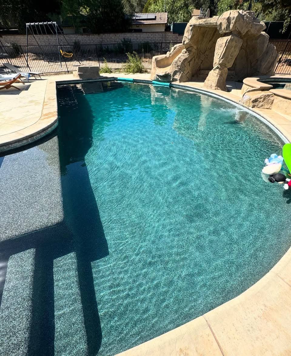 Pool Cleaning in Santa Clarita, CA
